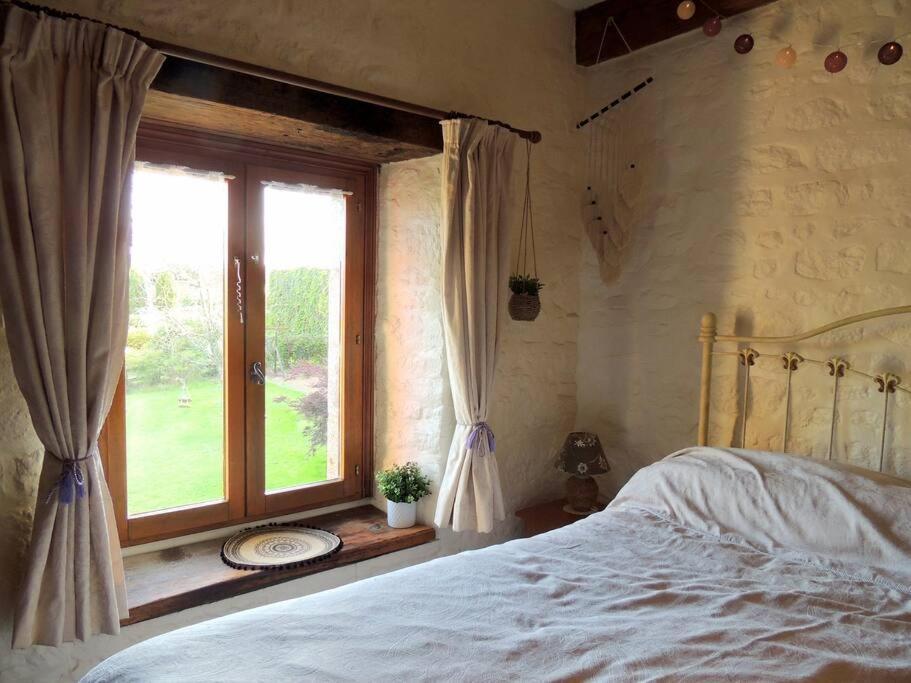 Villa Bienvenue A La Seliniere ! à Champ-du-Boult Extérieur photo